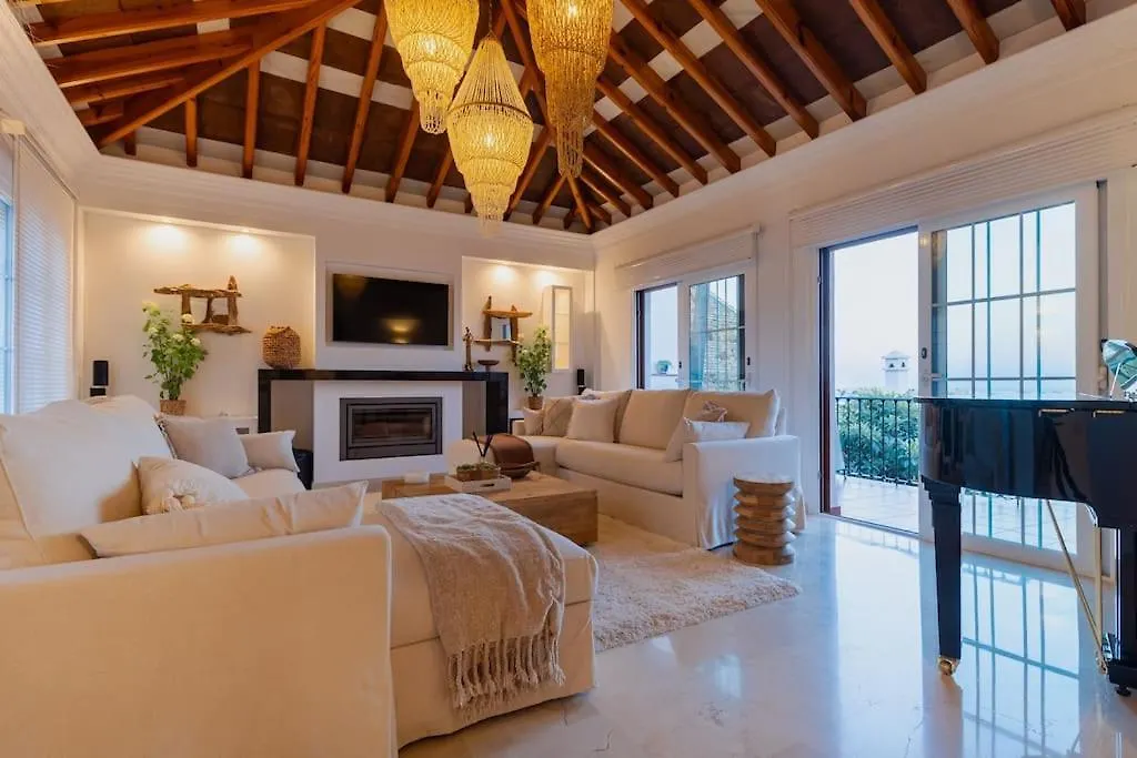 Holiday home Casa Feliz - Mijas Golf, Private Pool, 3 Bedroom 3 Bathrooms Ensuite Malaga
