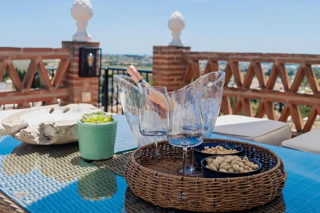 Casa Feliz - Mijas Golf, Private Pool, 3 Bedroom 3 Bathrooms Ensuite Málaga 0*,  Spanje